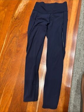 Lululemon Women's High-Waist Navy Active Leggings